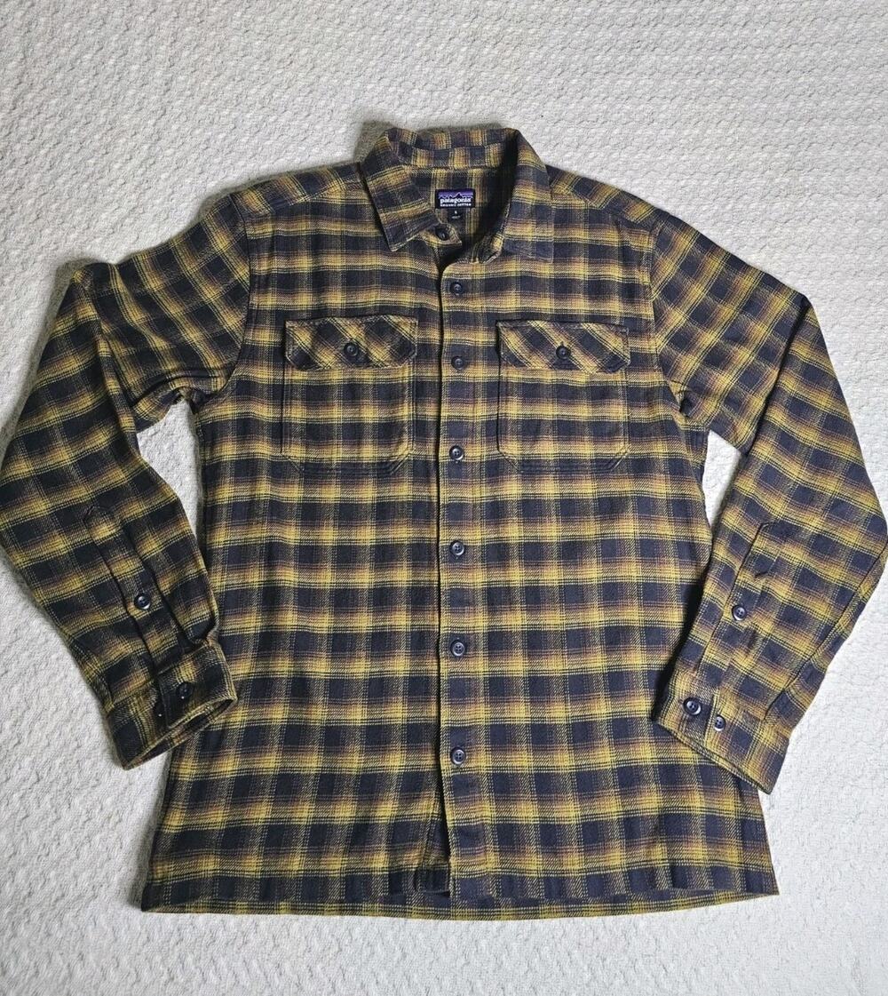 Patagonia Shirt Mens Small Brown Plaid Long Sleeve Fjord Flannel Organic Cotton